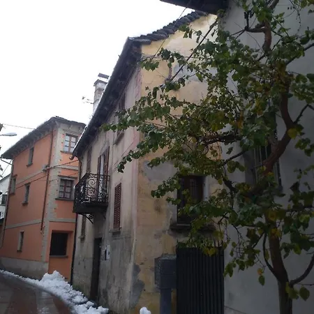 Daire Enrica Craveggia